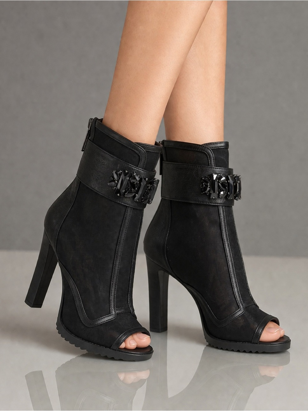 🆕 KARL LAGERFELD Paris Blayze Mesh Booties Black size 5 Women’s Heeled Boots